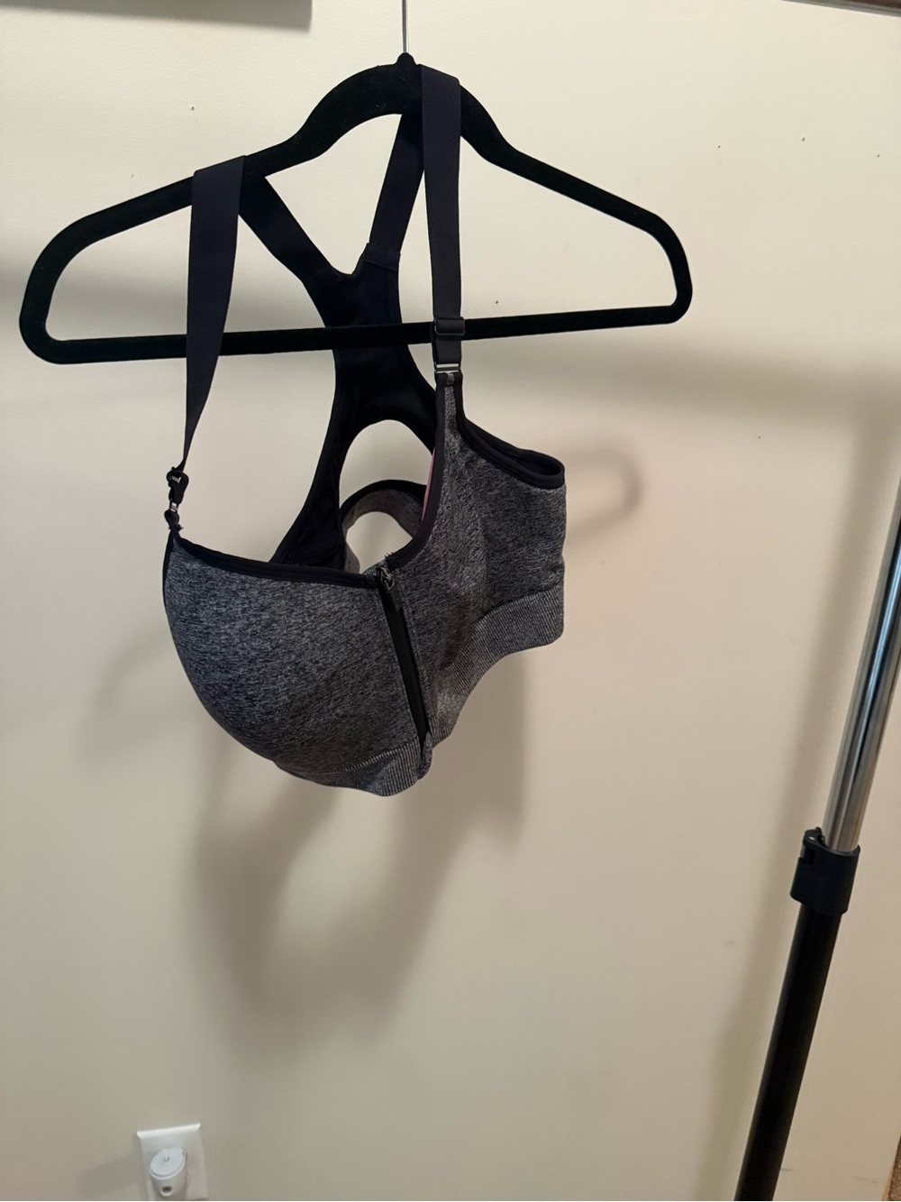 PINK Victoria's Secret Gray Front-Zip High Support Sports Bra